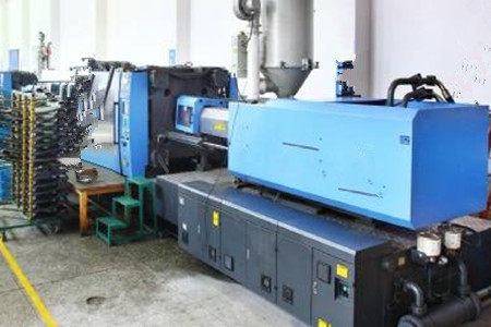 注塑機(jī)模具制作和更換步驟，讓設(shè)備更好運(yùn)行