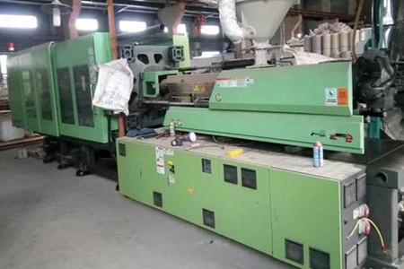 果筐注塑機(jī)廠家報(bào)價(jià)應(yīng)注意哪些問題？重點(diǎn)關(guān)注這9點(diǎn)！